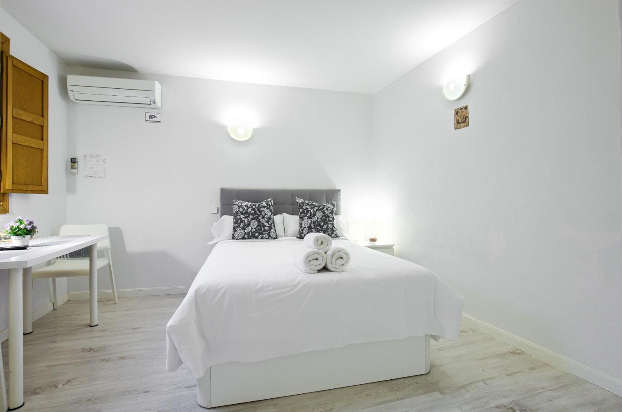 Apartamentos Ryc Alcalá de Henares Extérieur photo
